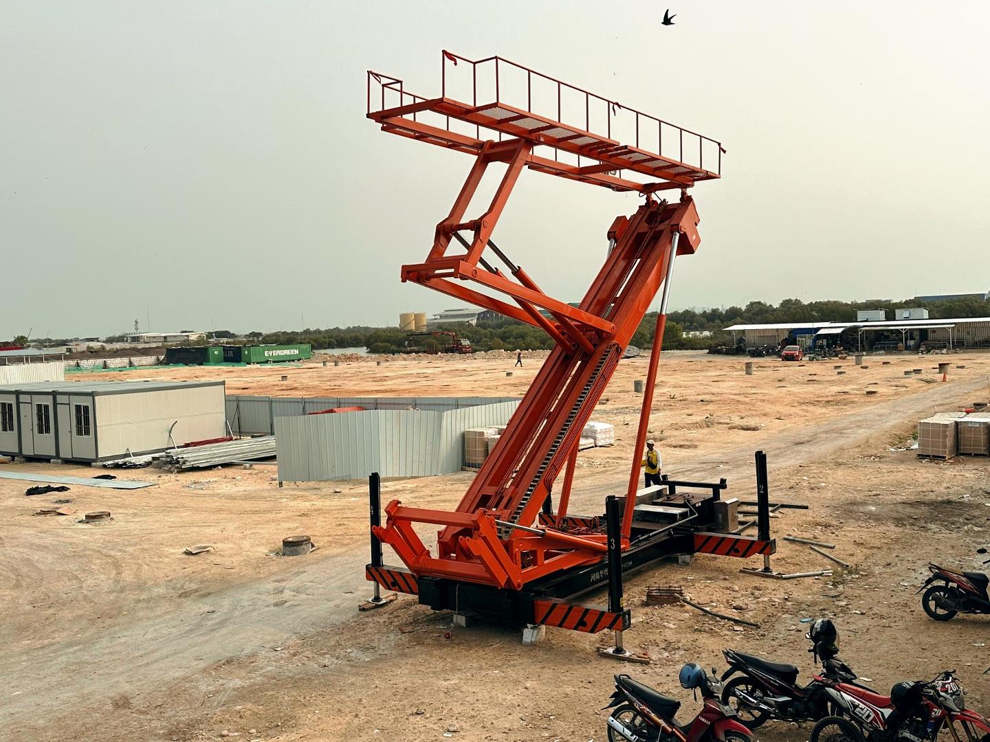 華鷹機械全自動高空壓瓦機的可靠性